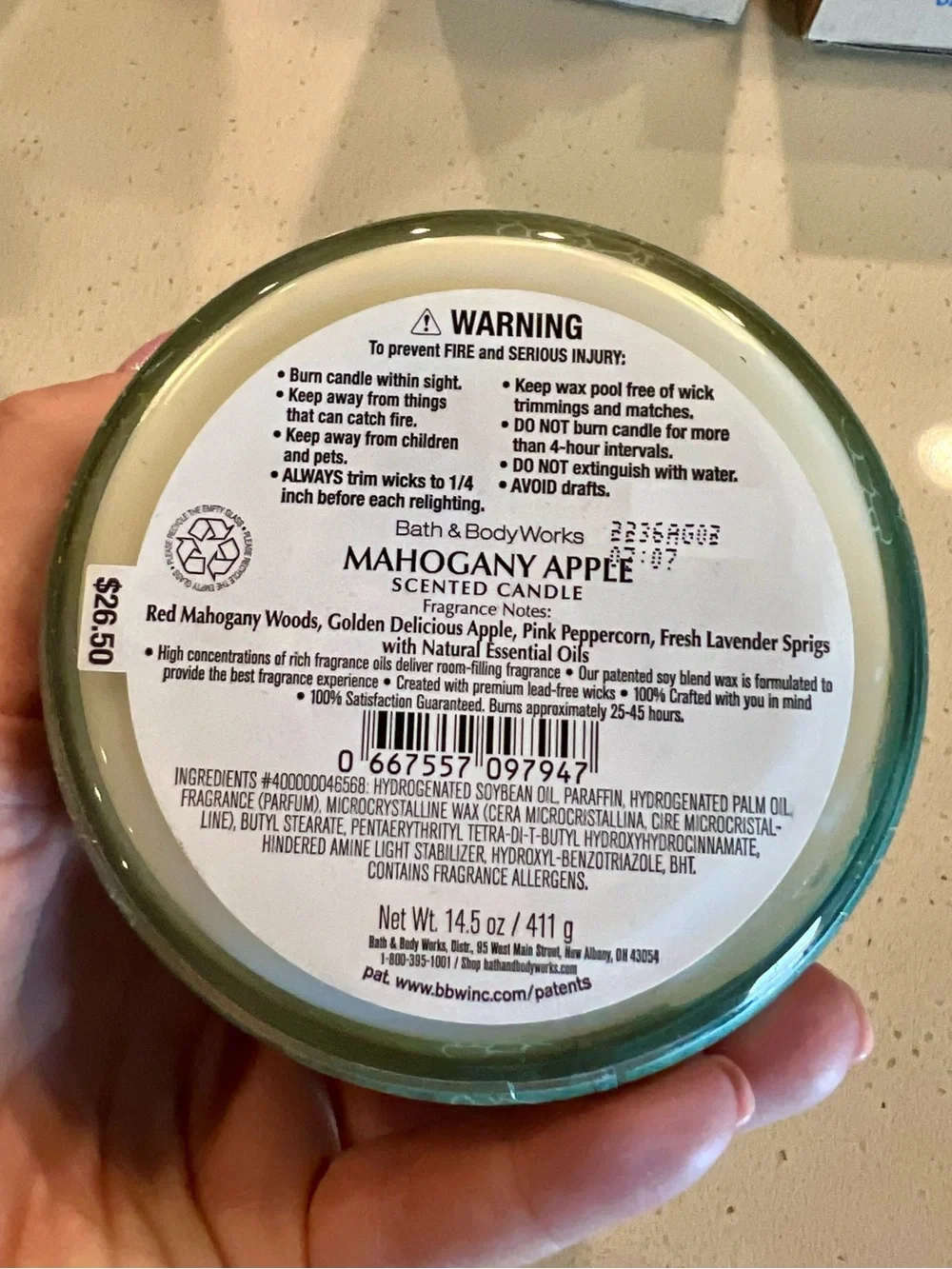 Bath & Body Works Mahogany Apple Scented Candle - NWT